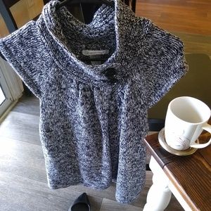 Sleeveless August silk sweater size M